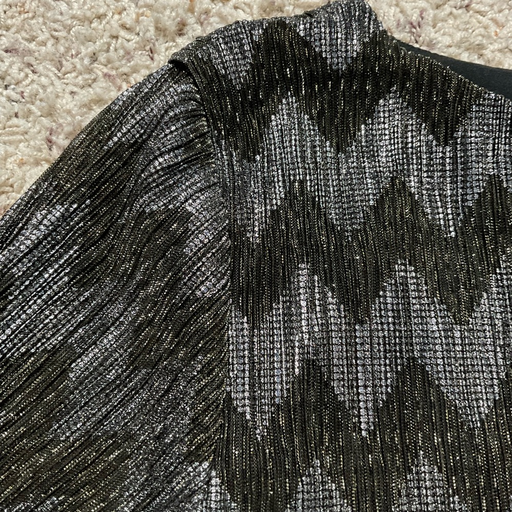 Shirt - Picture 11 of 16